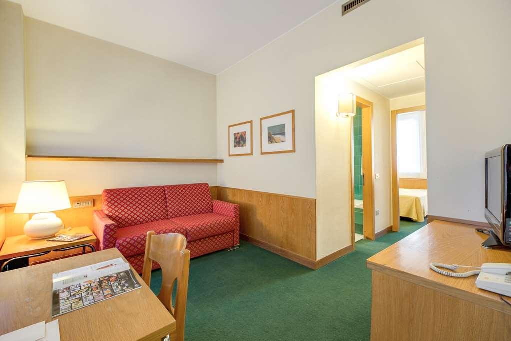 Hotel Galileo Milánó Szoba fotó