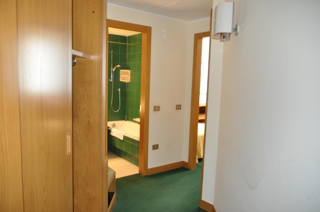 Hotel Galileo Milánó Kültér fotó