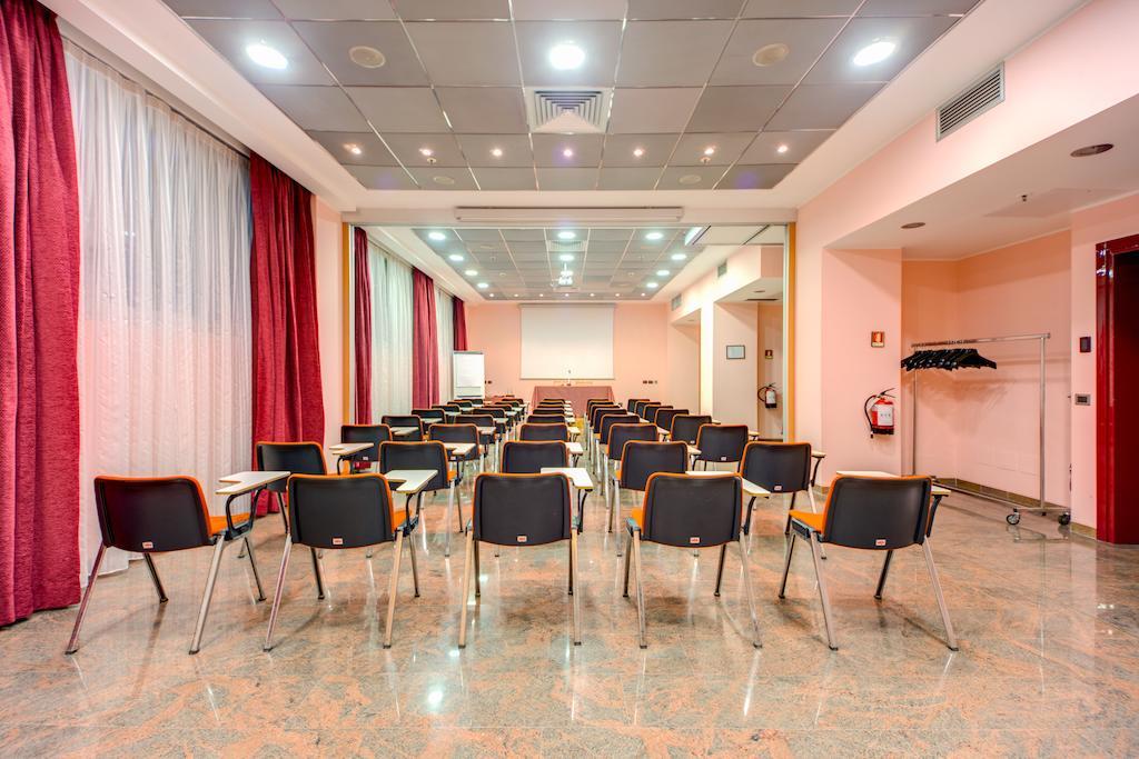 Hotel Galileo Milánó Kültér fotó