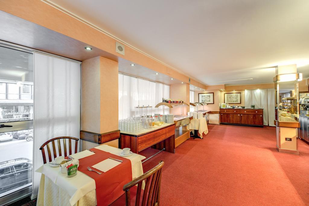 Hotel Galileo Milánó Kültér fotó