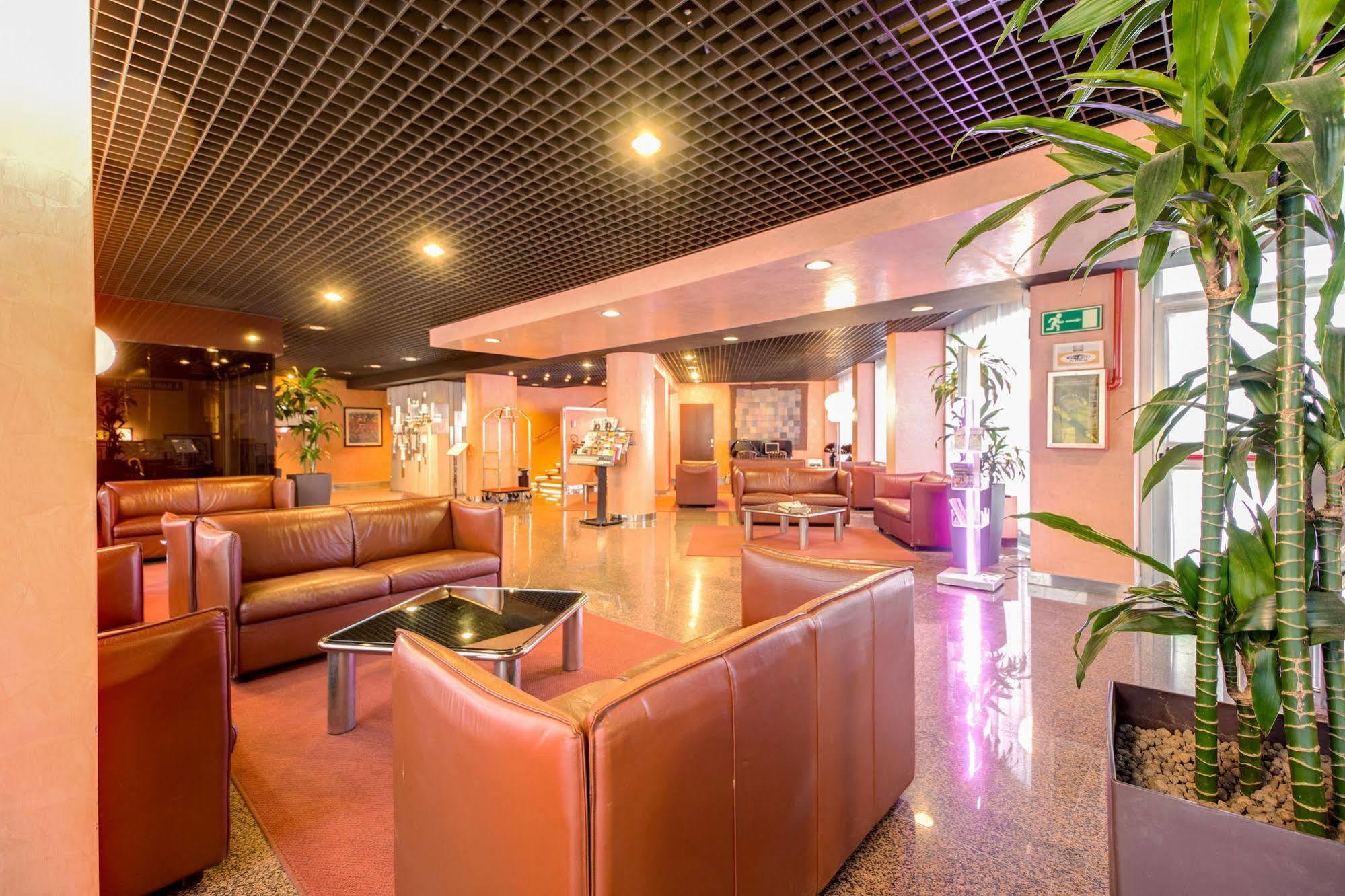 Hotel Galileo Milánó Kültér fotó