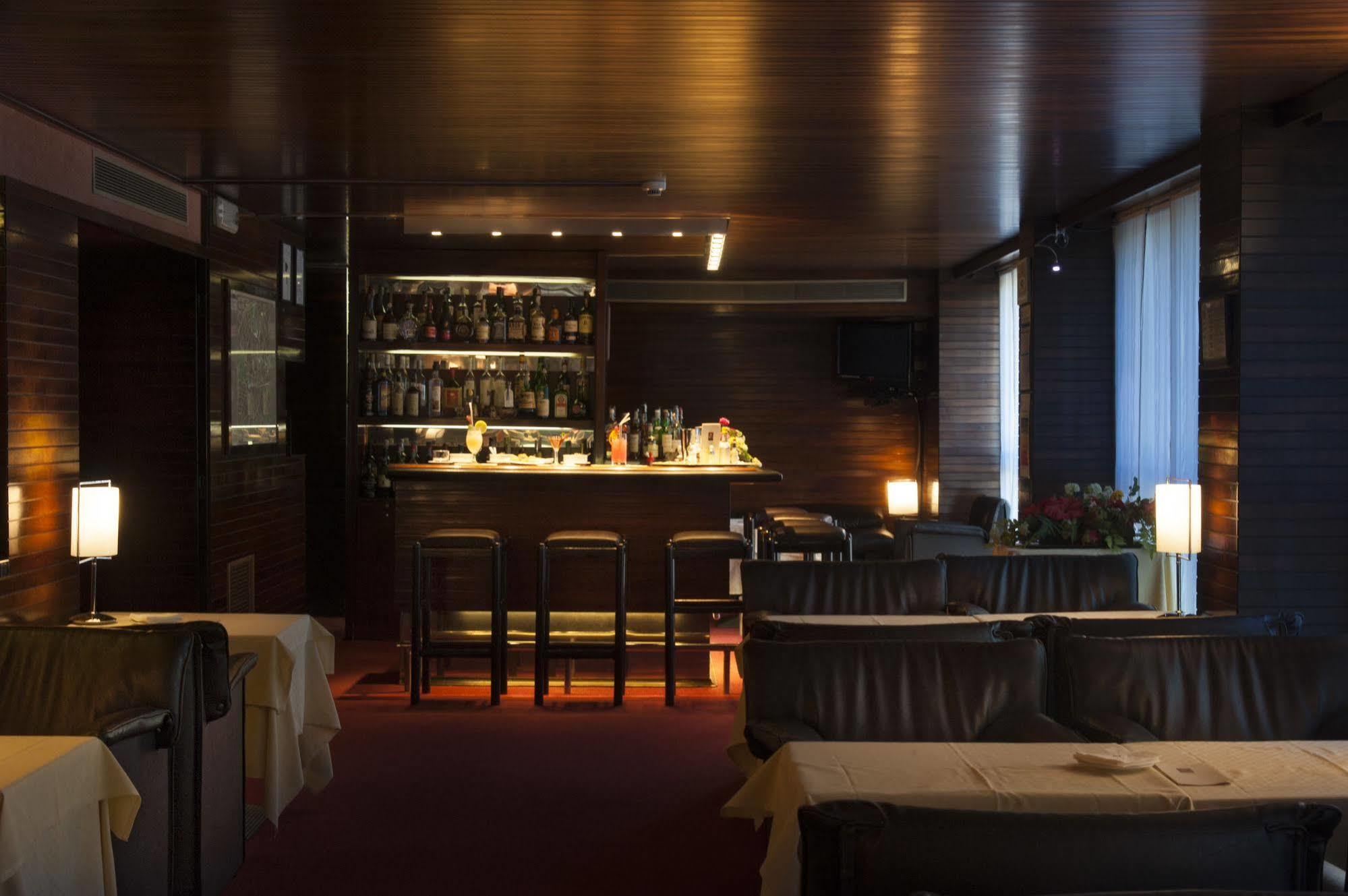 Hotel Galileo Milánó Kültér fotó