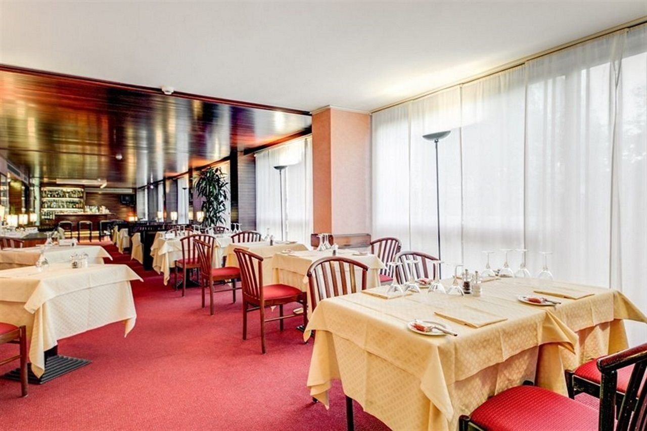 Hotel Galileo Milánó Kültér fotó